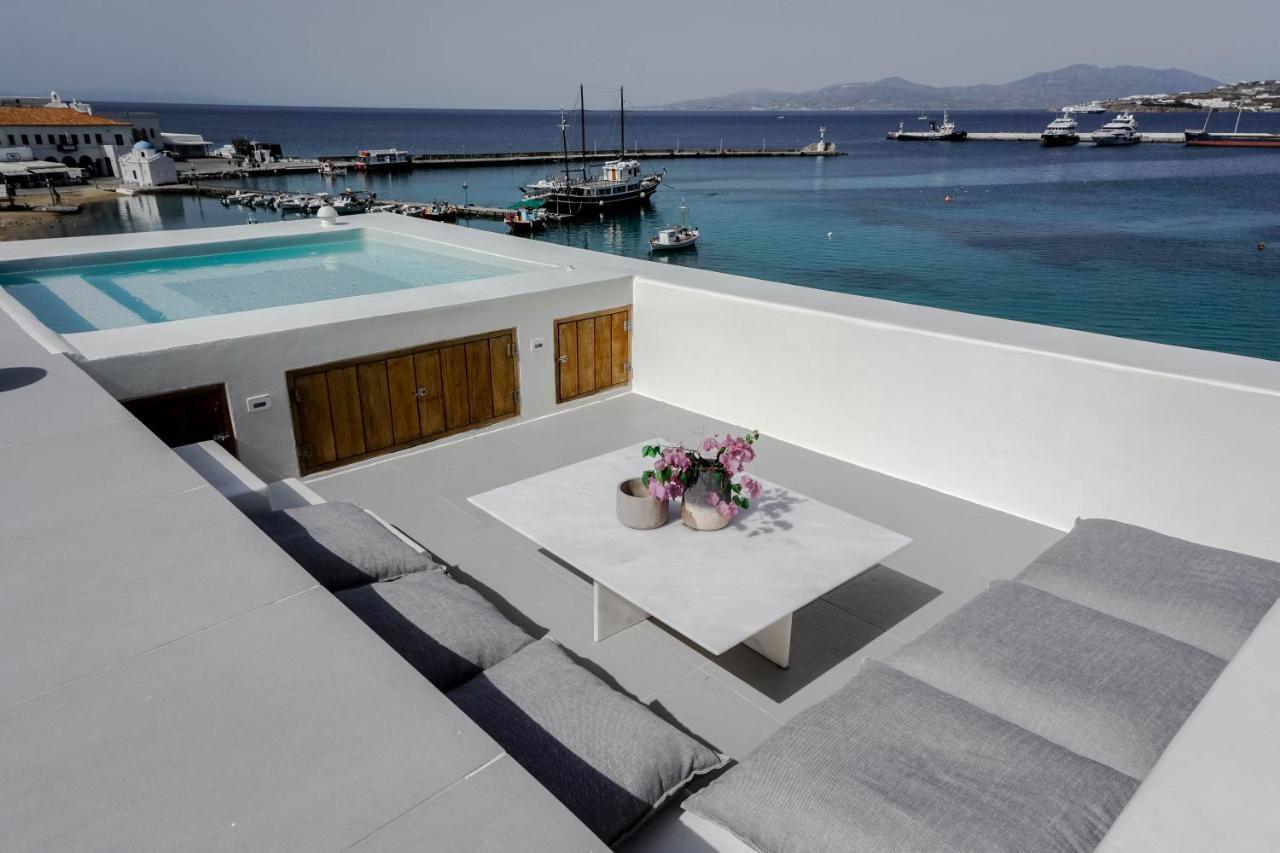 One Manto Square Apartment
