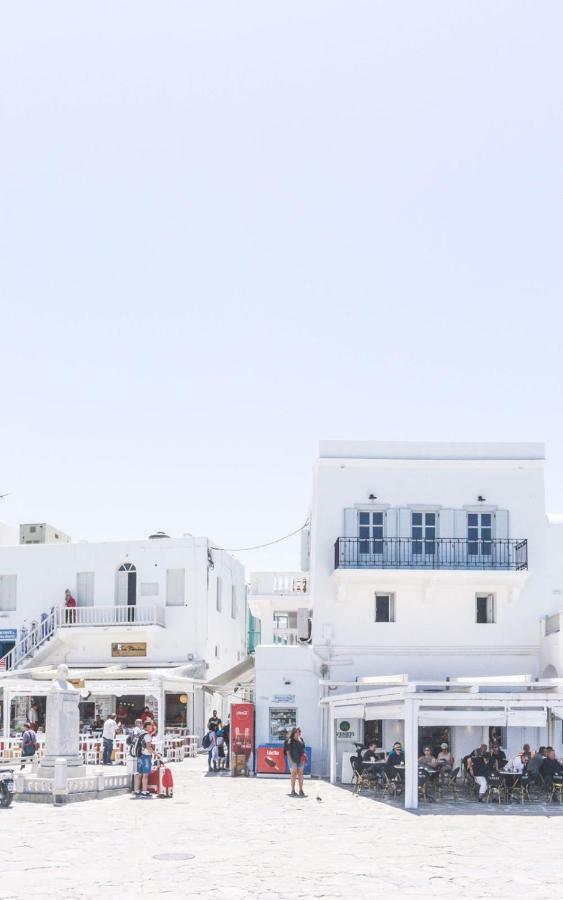 One Manto Square Apartment
