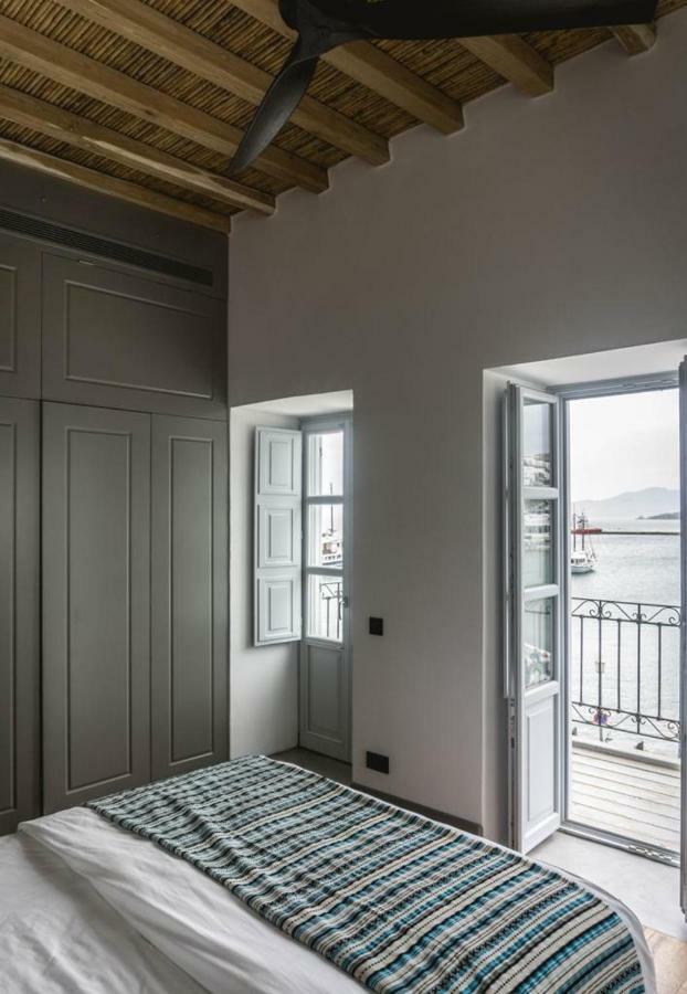 Apartment One Manto Square *